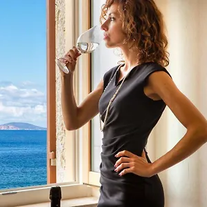 https://panoramic-bastioni-seaview.hotelsalgherosardinia.com